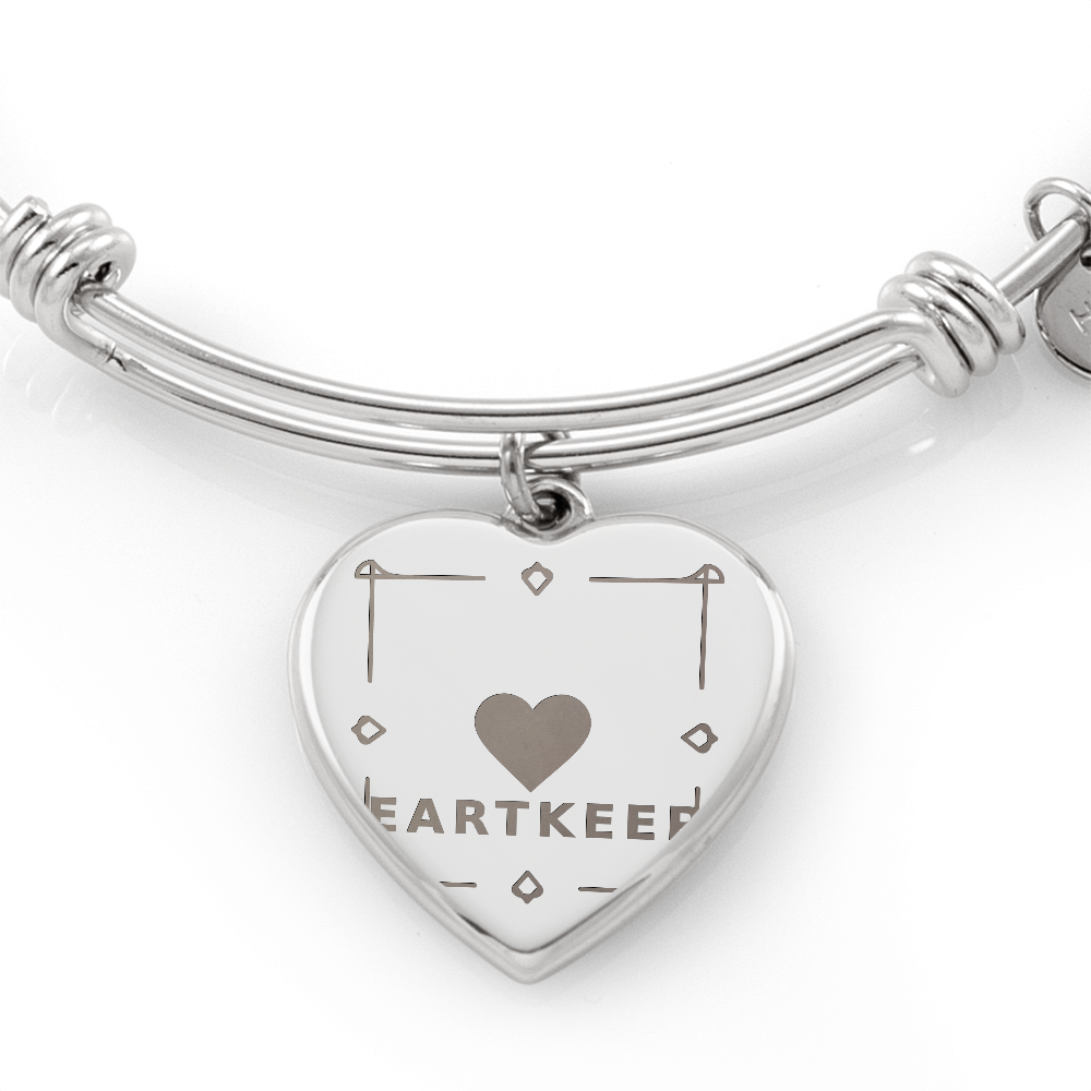 Non-Message Card Luxury Heart Bangle with Engraving