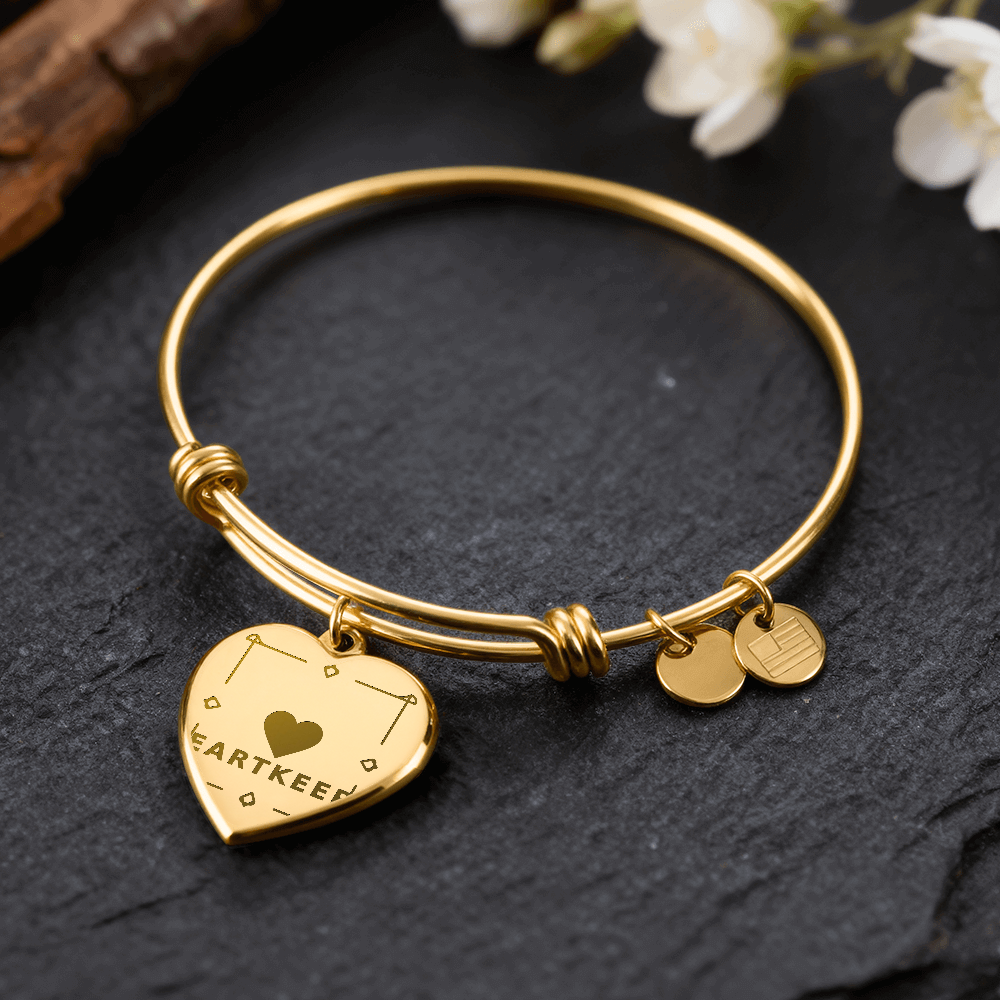 Non-Message Card Luxury Heart Bangle with Engraving