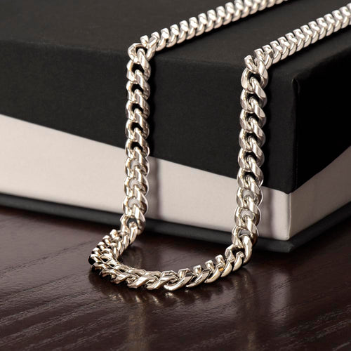 Cuban Link Chain – Bold Style, Timeless Confidence
